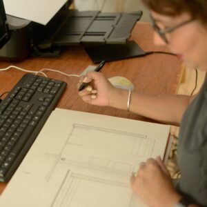 Espace de coworking lumineux et moderne à Fort-Dauphin - L'Atelier du Coworking